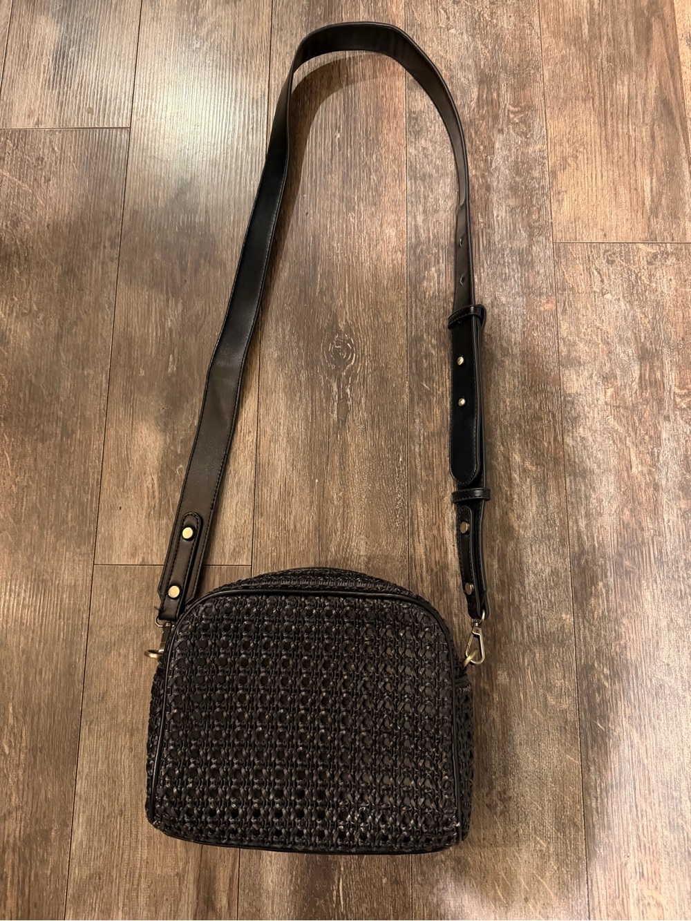 Antik Kraft Black Woven Crossbody Camera Bag with Adjustable Strap